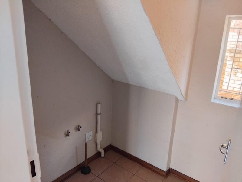 To Let 3 Bedroom Property for Rent in Baillie Park North West